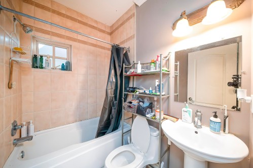 4094 38Th Avenue W, Vancouver, BC 