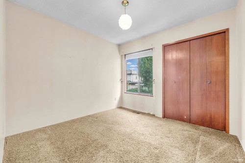 8880 Carmichael Street, Richmond, BC 