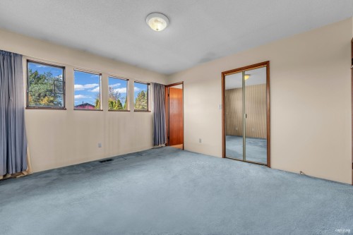 8880 Carmichael Street, Richmond, BC 