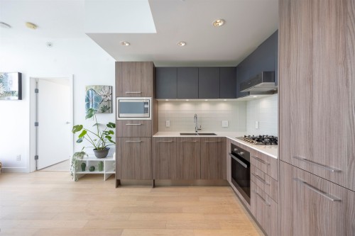 1709-2221 30 Avenue E, Vancouver, BC 