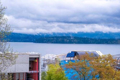 3458 Point Grey Road, Vancouver, BC 