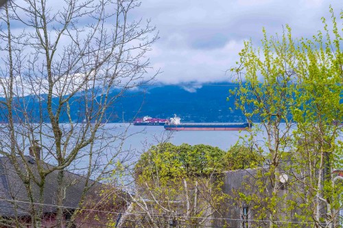 3458 Point Grey Road, Vancouver, BC 