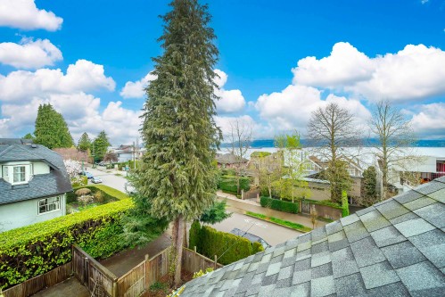 3458 Point Grey Road, Vancouver, BC 
