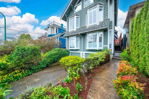 3458 Point Grey Road, Vancouver, BC 