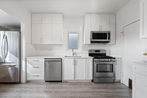 1732 3Rd Avenue E, Vancouver, BC 