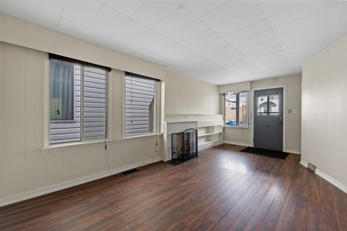 1732 3Rd Avenue E, Vancouver, BC 