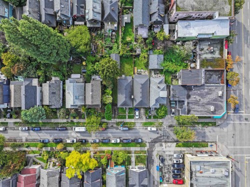 1732 3Rd Avenue E, Vancouver, BC 