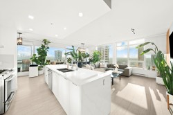 2604-2077 Rosser Avenue  Burnaby, BC V5C 0G6