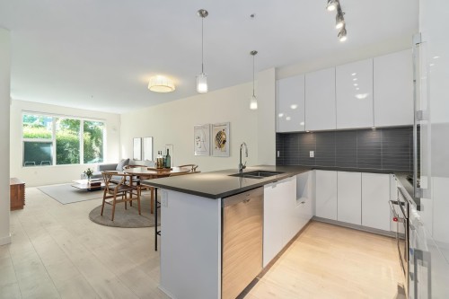 106-9388 Tomicki Avenue  Richmond, BC V6X 0P1