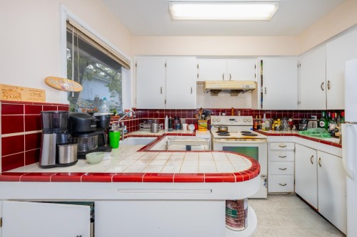 470 46Th Avenue W, Vancouver, BC 