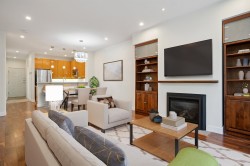 210-2028 W 11th Avenue  Vancouver, BC V6J 2C9