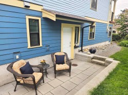 823 Edinburgh Street  New Westminster, BC V3M 2V2