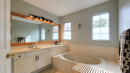 149-1495 Lansdowne Drive, Coquitlam, BC 