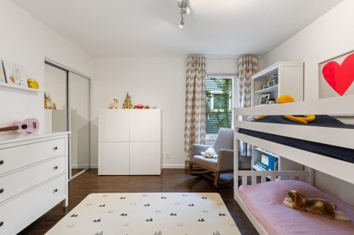 103 15Th Avenue W, Vancouver, BC 