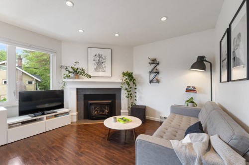 103 15Th Avenue W, Vancouver, BC 