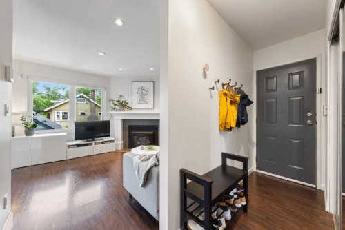 103 15Th Avenue W, Vancouver, BC 