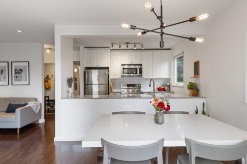 103 15Th Avenue W, Vancouver, BC 