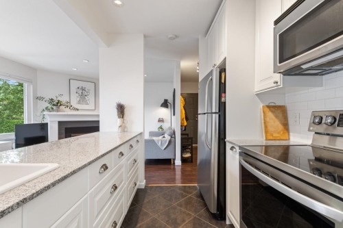 103 15Th Avenue W, Vancouver, BC 