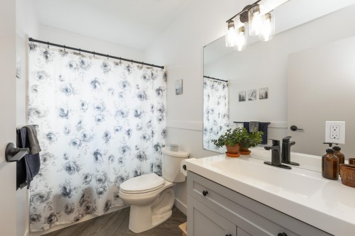 20350 Ospring Street, Maple Ridge, BC 