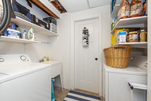 20350 Ospring Street, Maple Ridge, BC 