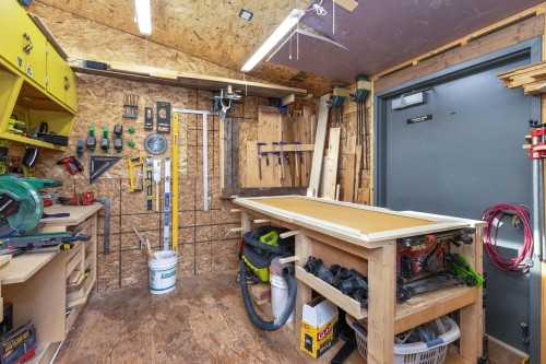 20350 Ospring Street, Maple Ridge, BC 