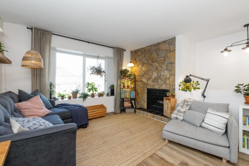 20350 Ospring Street, Maple Ridge, BC 