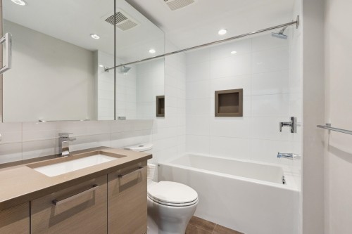 1104-8533 River District Crossing, Vancouver, BC 