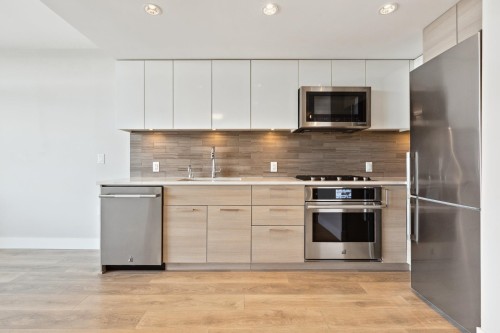 1104-8533 River District Crossing, Vancouver, BC 