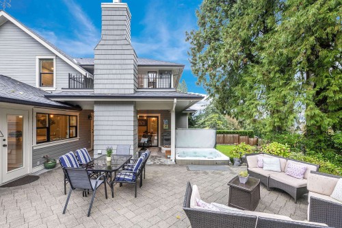 2209 St. George Street, Port Moody, BC 