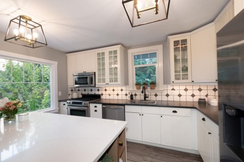 66 Maple Court, Anmore, BC 