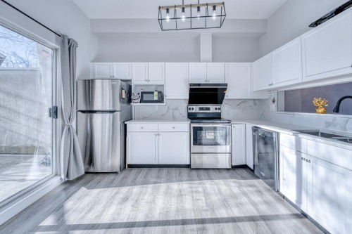 19-7380 Minoru Boulevard, Richmond, BC 