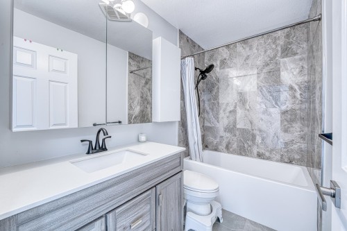 19-7380 Minoru Boulevard, Richmond, BC 