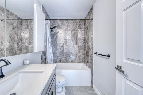 19-7380 Minoru Boulevard, Richmond, BC 