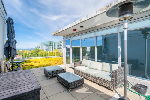 6005-5511 Hollybridge Way, Richmond, BC 