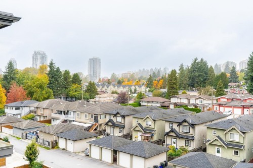 523-7599 15Th Street, Burnaby, BC 