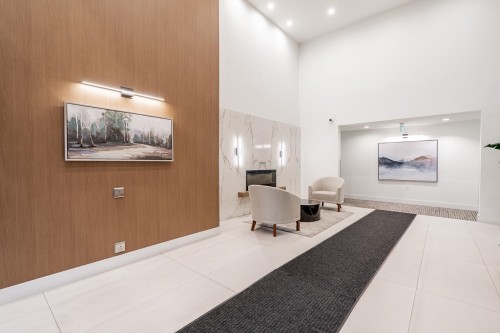 523-7599 15Th Street, Burnaby, BC 