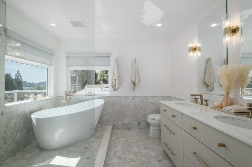 588 Ioco Road, Port Moody, BC 