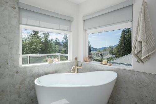 588 Ioco Road, Port Moody, BC 