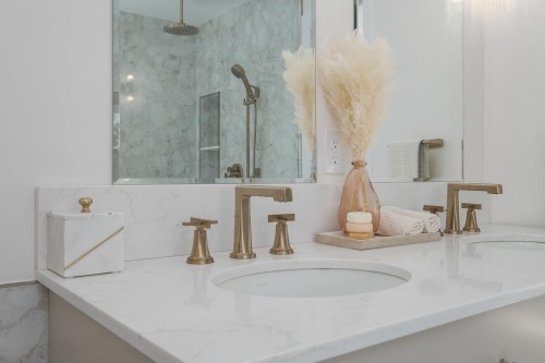 588 Ioco Road, Port Moody, BC 