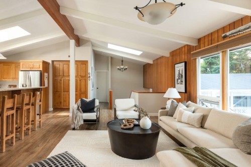 1613 Lincoln Avenue, Port Coquitlam, BC 