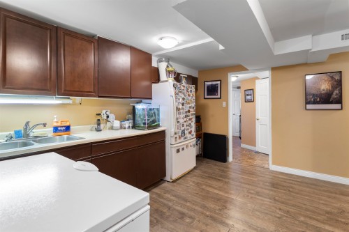 1419 Austin Avenue, Coquitlam, BC 