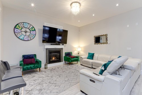 3399 Derbyshire Avenue, Coquitlam, BC 