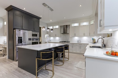 3399 Derbyshire Avenue, Coquitlam, BC 