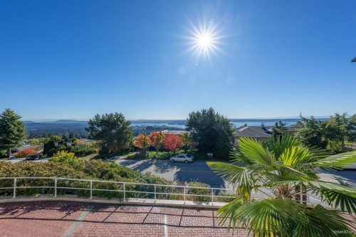 1419 Chippendale Road, West Vancouver, BC 