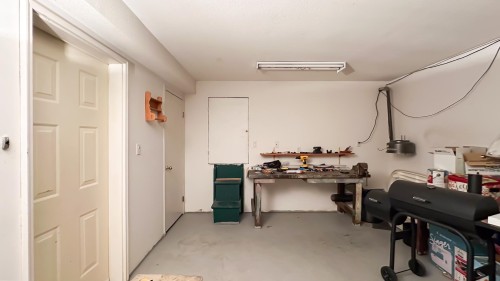 1386 Mathers Avenue, West Vancouver, BC 