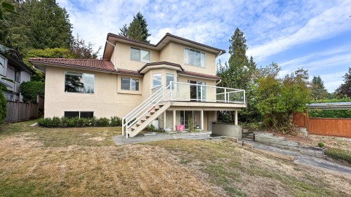 1386 Mathers Avenue, West Vancouver, BC 