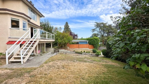 1386 Mathers Avenue, West Vancouver, BC 