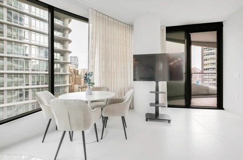 1308-1033 Nelson Street, Vancouver, BC 