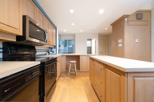 4083 Parkway Drive, Vancouver, BC 