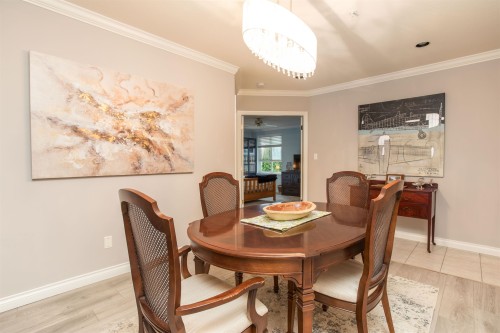 202-1250 55Th Street, Delta, BC 